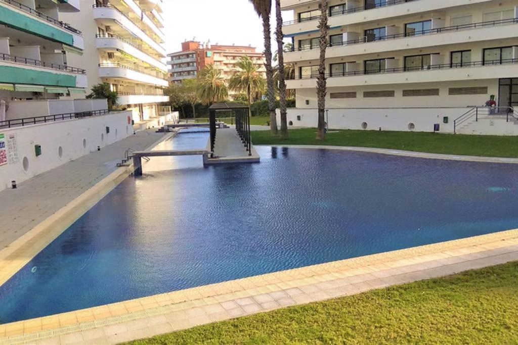 סאלו Apartaments Familiar Cerca Port Aventura מראה חיצוני תמונה
